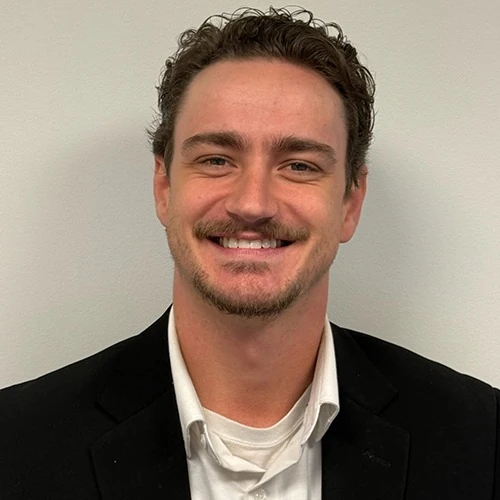 Raef, TFM Services team member professional headshot