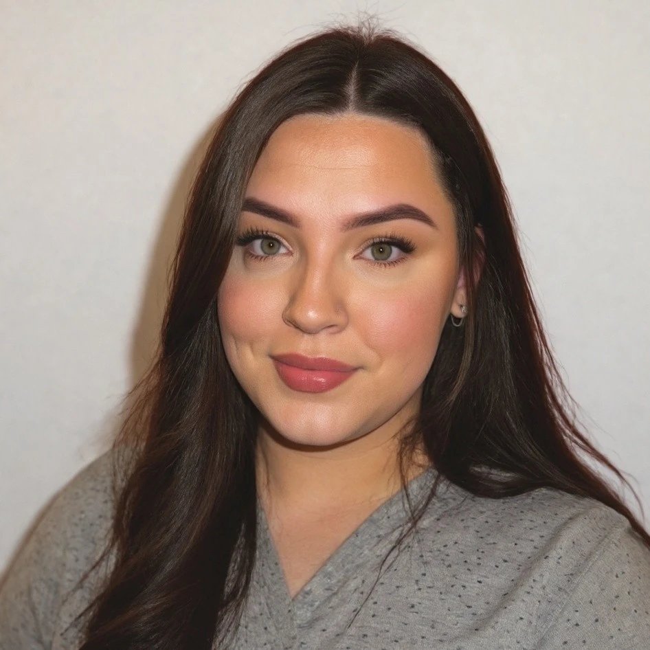 Serina, TFM Services team member professional headshot